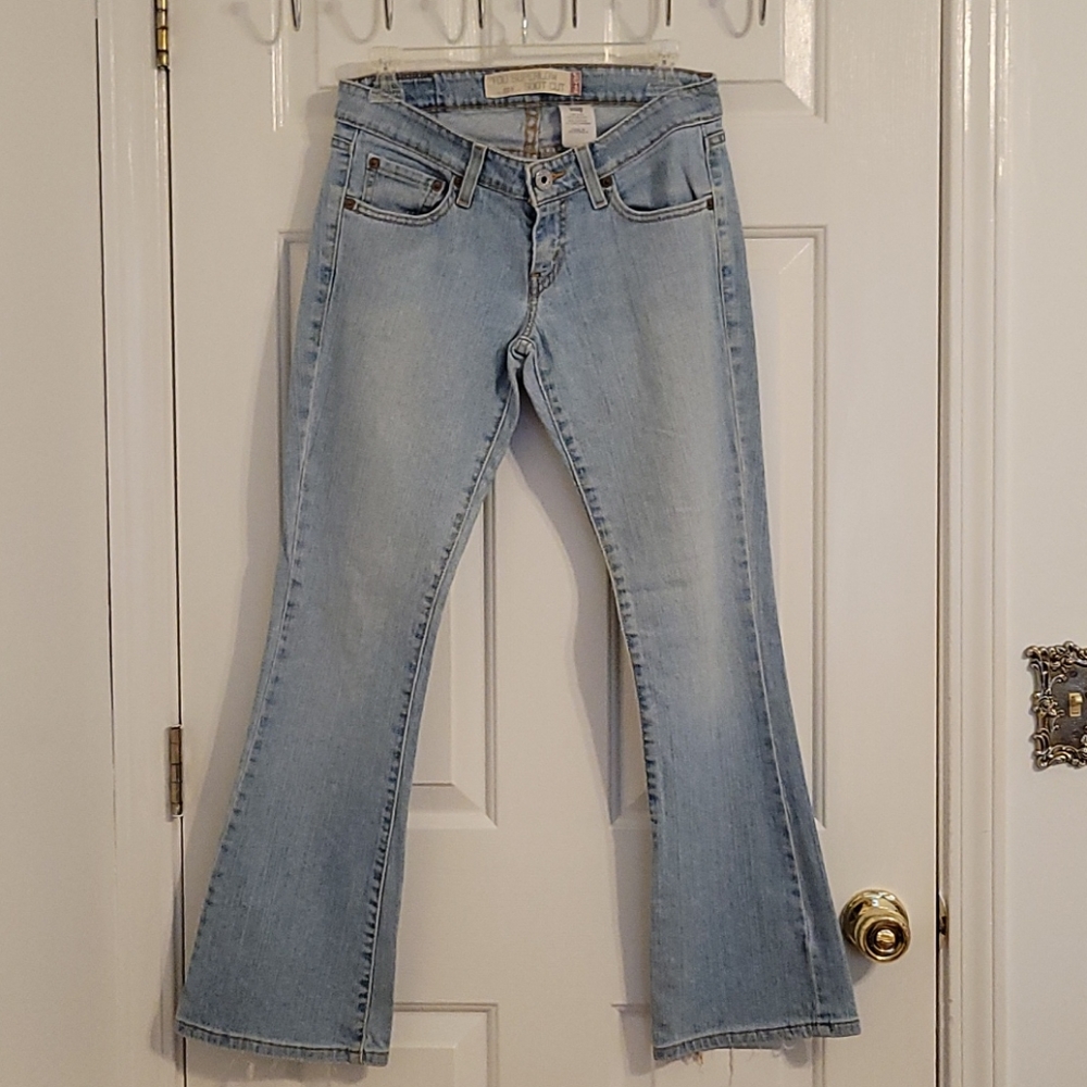 LEVI'S
